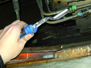 Chargeur de tuyau de carburant, acier au carbone Pipe de carburant Plier  Filtre Connecteur Pince de serrage de tuyau Pince de réparation de voiture